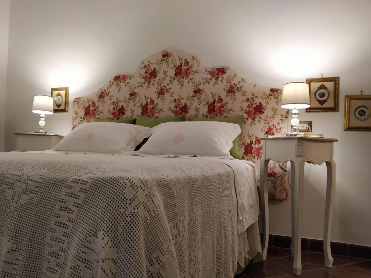 Da Rosali Bed & Breakfast ซอร์เรนโต ภายนอก รูปภาพ